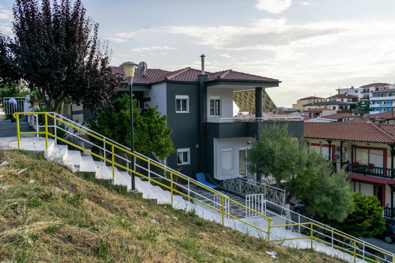 Family Inn Apartments&Suites Neos Marmaras Exterior photo